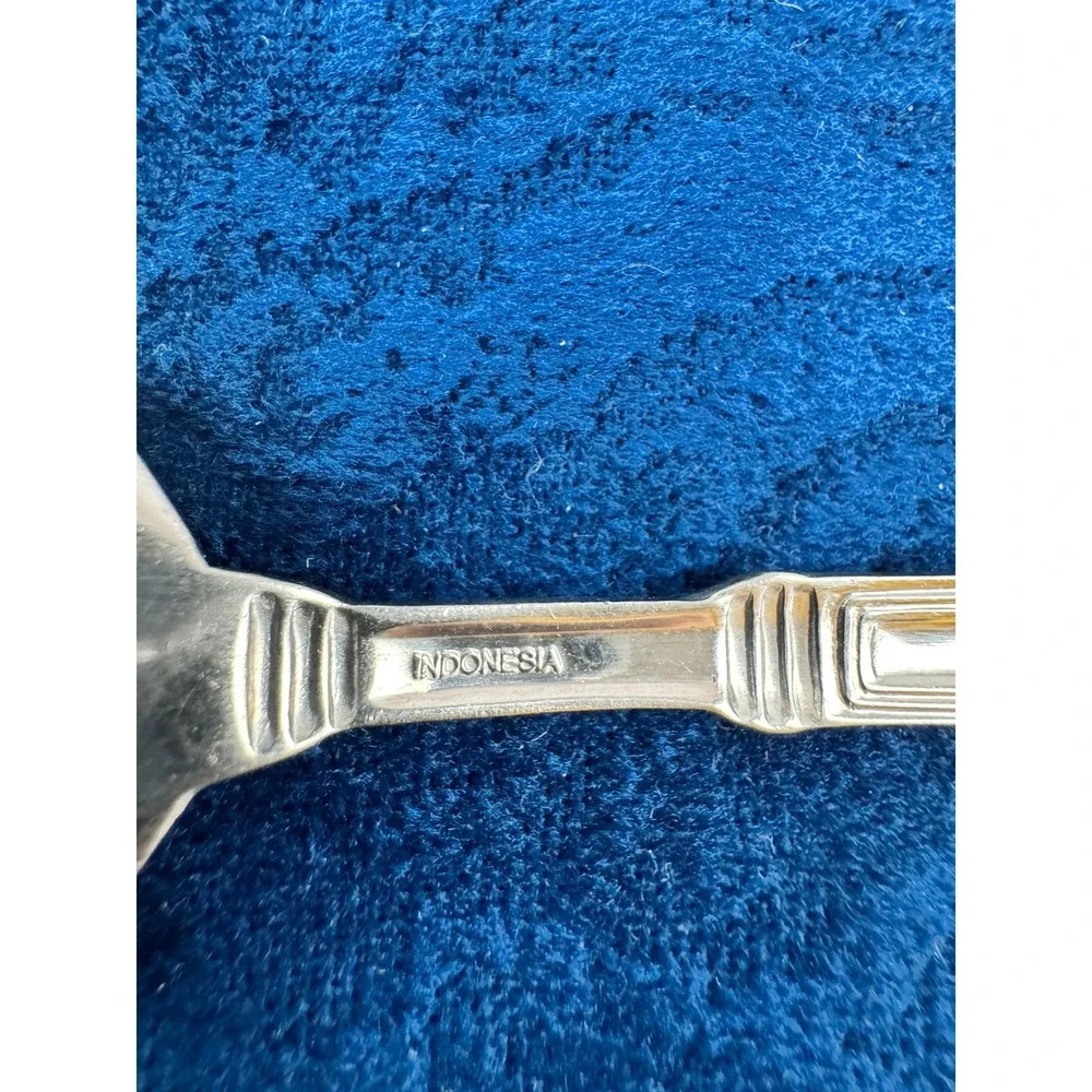 Pfaltzgraff Providence Stainless Steel Oval Soup Spoon 18/8 Flatware Indonesia